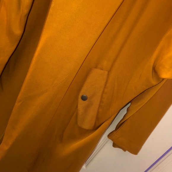 Yellow cardigan - Picture 4 of 5